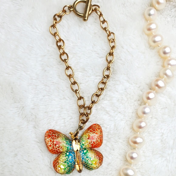 🌟5/$25 Butterfly Charm Bracelet - Picture 3 of 3